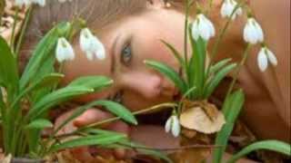 Watch Barbra Streisand Emily video