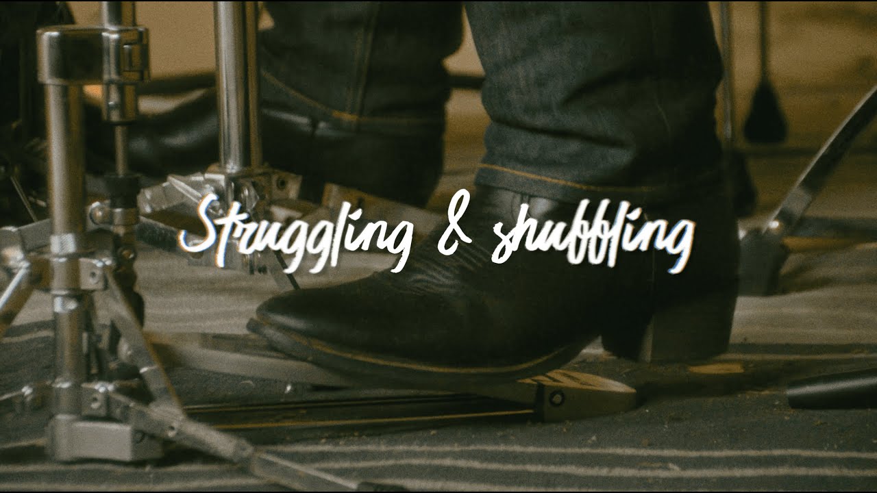 The Freaky Buds - Struggling And Shuffling (Live Session)