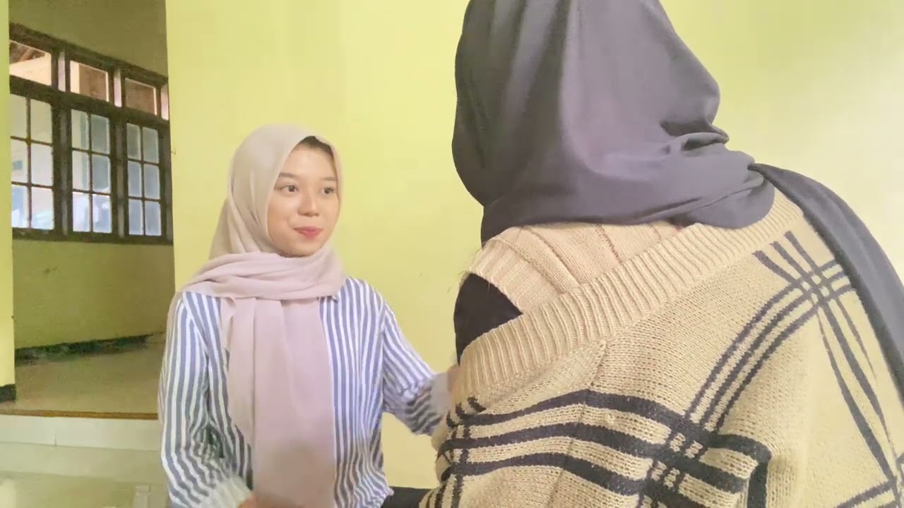 Marketing Meeting Simulation: EcoSmart Water Bottle | ESP Class MB 2025/2026