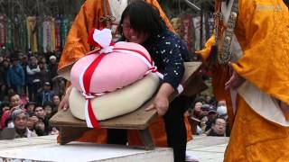 醍醐寺の餅上げ奉納