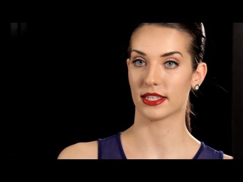 Lip Colors That Make Teeth Look Whiter | Makeup Tips