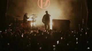 [SPOILERS] Twenty one pilots officially play The Craving from Clancy! - twenty one pilots news