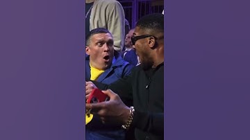 SHOCKING Ringside reaction Usyk & Anthony Joshua to Martin Bakole being KNOCKED OUT!🤣 #shorts