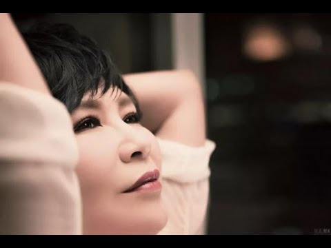 ♫ 心愛的人(Lover)♫"顛簸中 左顧右盼  唯一不變的是毅然的倔強"