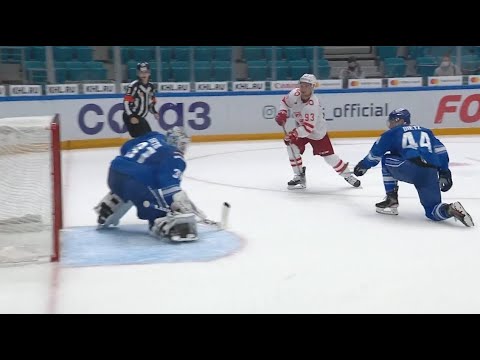 Khokhlachyov robs Shalapov, scores great goal