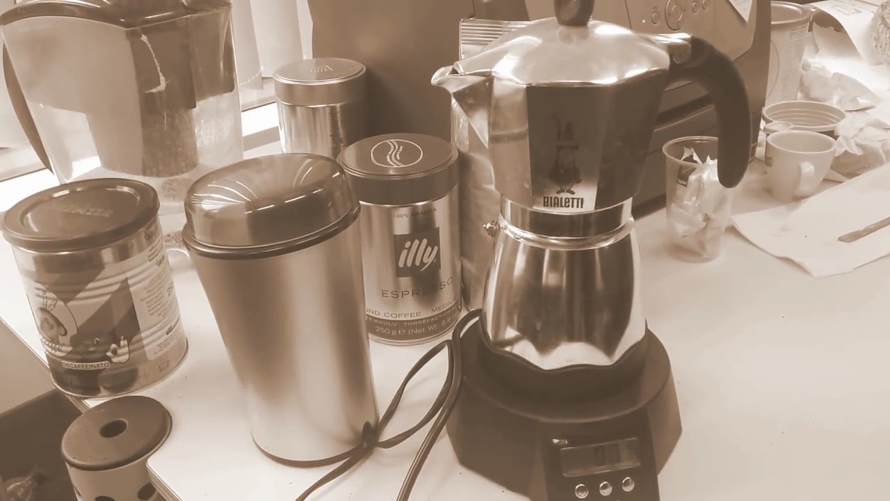 Cafetière Italienne Electrique Moka Timer Bialetti - Vidéos