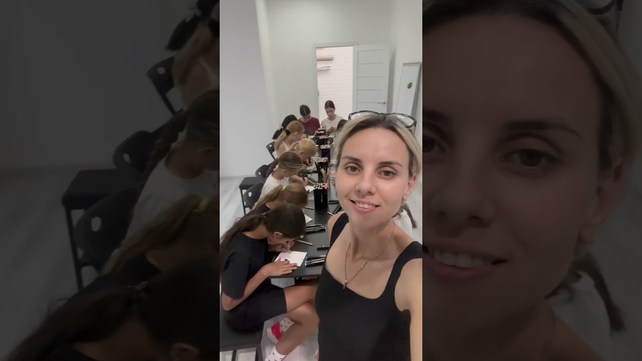 Фешн-скетч в модельном агентстве ЕМА в г. Сочи♥️ 