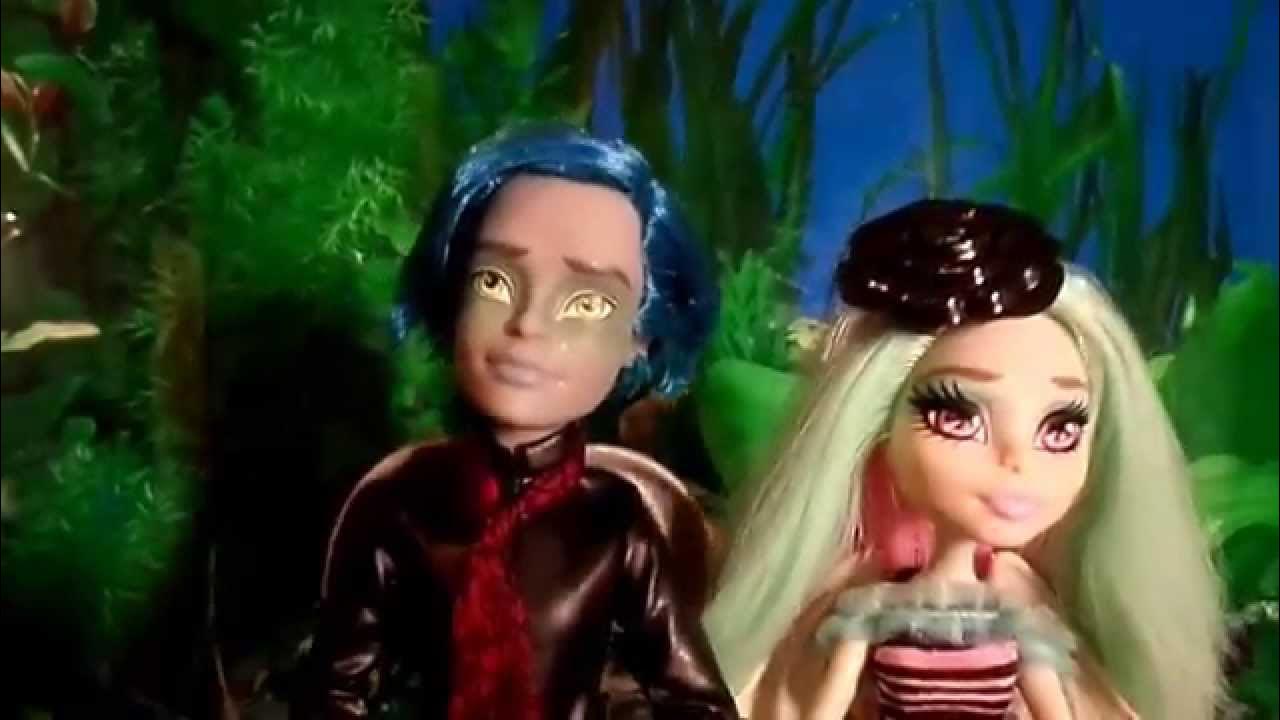 Обзор на Рошель Гойл и Гаротта Дю Рока - Монстер Хай/Monster High - YouTube