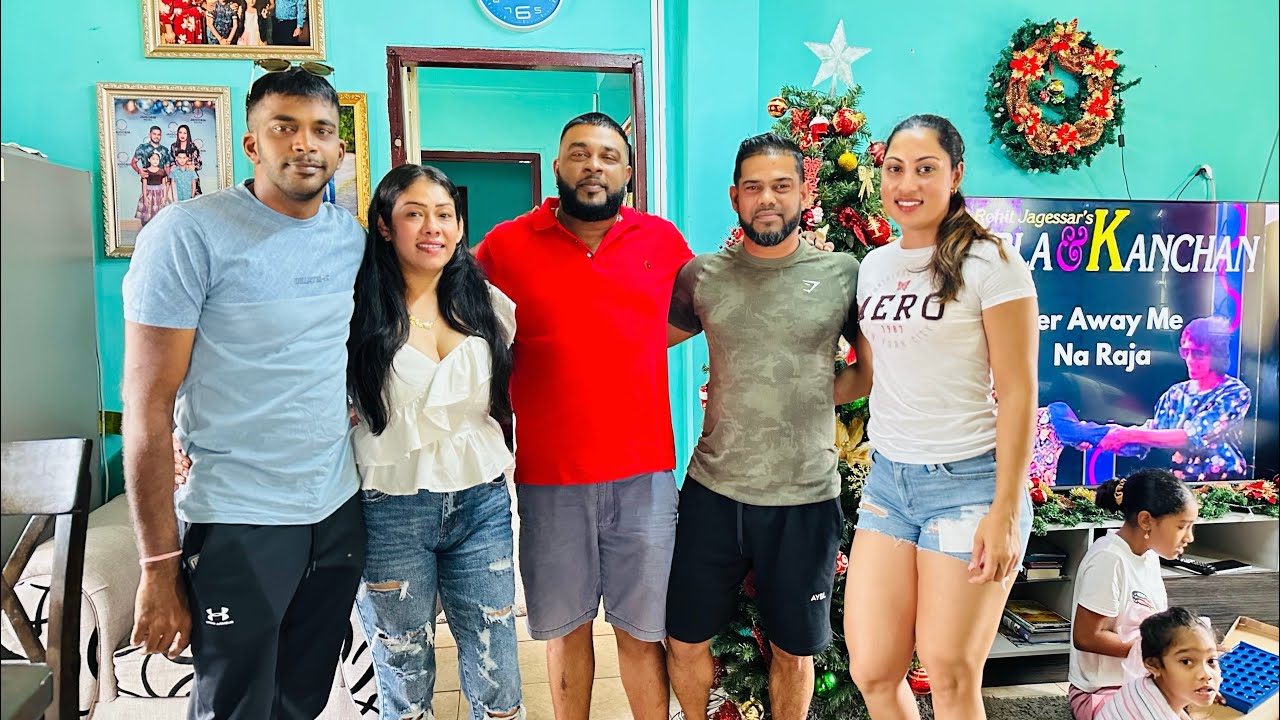 В День подарков (Boxing Day) / в субботу на рынке Mon-Repo 🇬🇾🇨🇦