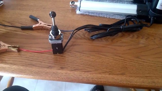 How to wire a 4 way joystick using 12v relays for snowblower chute  actuators on a JD garden tractor 
