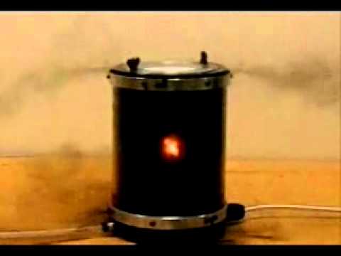 Coal dust explosion in chamber