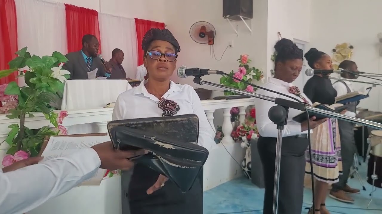 L'église de Dieu dirige pa Pasteur jeannot juillet culte dimanche matin de rio san juan
