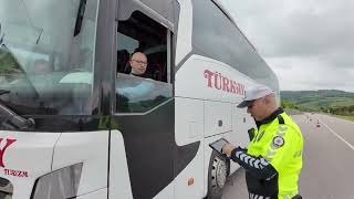 Sinop Emniyeti’nden sürücü ve yolculara hayati uyarılar