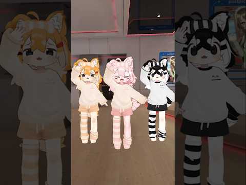 통통 튀는 노래의 춤을 참을수 없어! #shorts #vtuber #vrchat #comocoのサムネイル