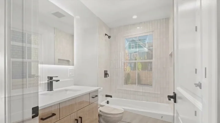 Nice condo for sale in Cambrige. Massachusetts
