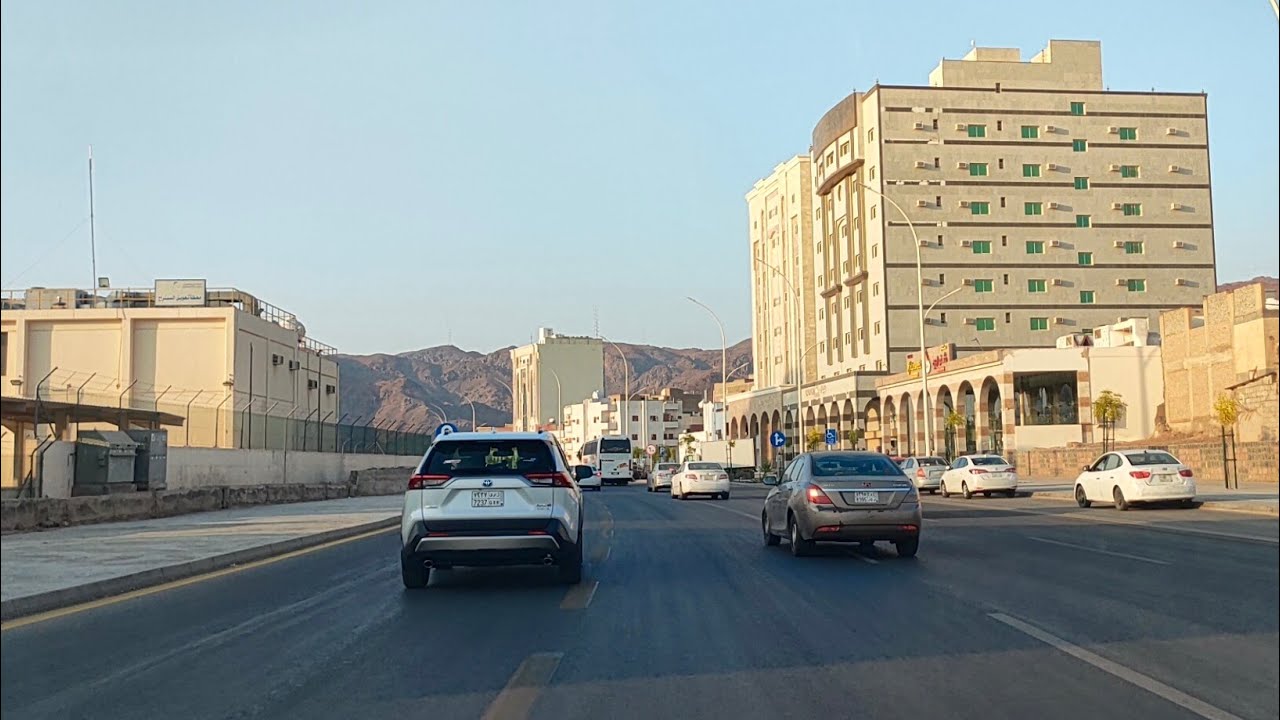 أجمل جولة مسائية في شوارع وأحياء المدينة المنورة