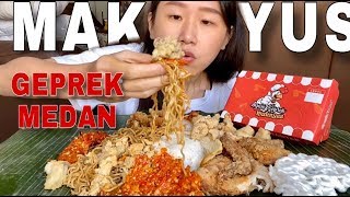 AYAM GEPREK MAKNYUS MEDAN🤤 #JEJEZHUANG #MUKBANGJEJEZHUANG