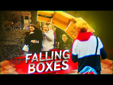 falling-boxes-prank