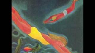 Video thumbnail of "Robert Wyatt - Sea Song"