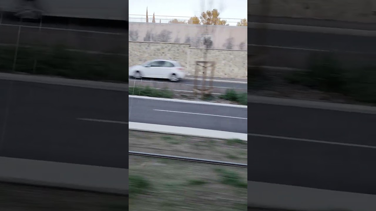 VOYAGE DANS LE TRAMWAY LIGNE 5 DIRECTION, GRÈS DE MONTPELLIER SAISON 1