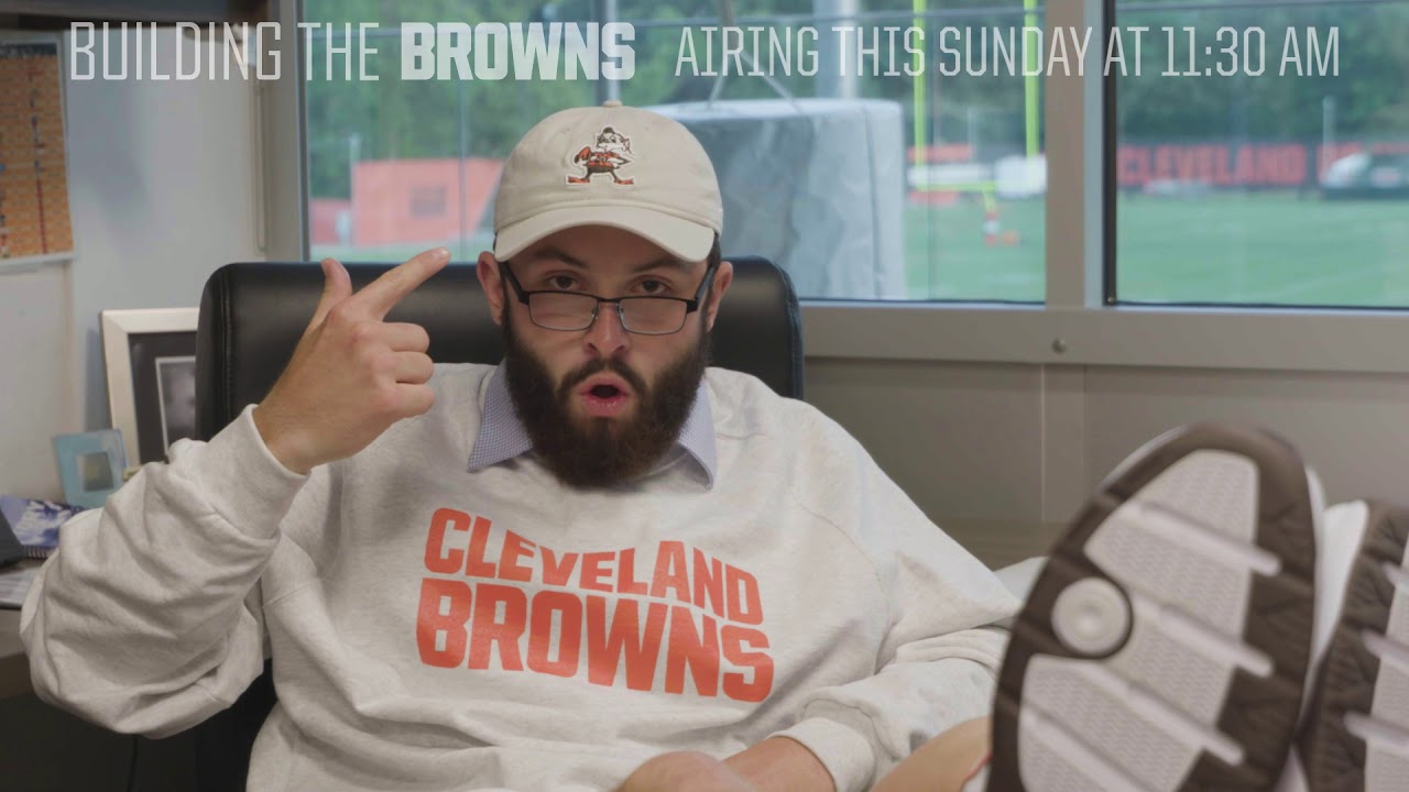 Baker Mayfield imitates John Dorsey for Browns' rookie talent show
