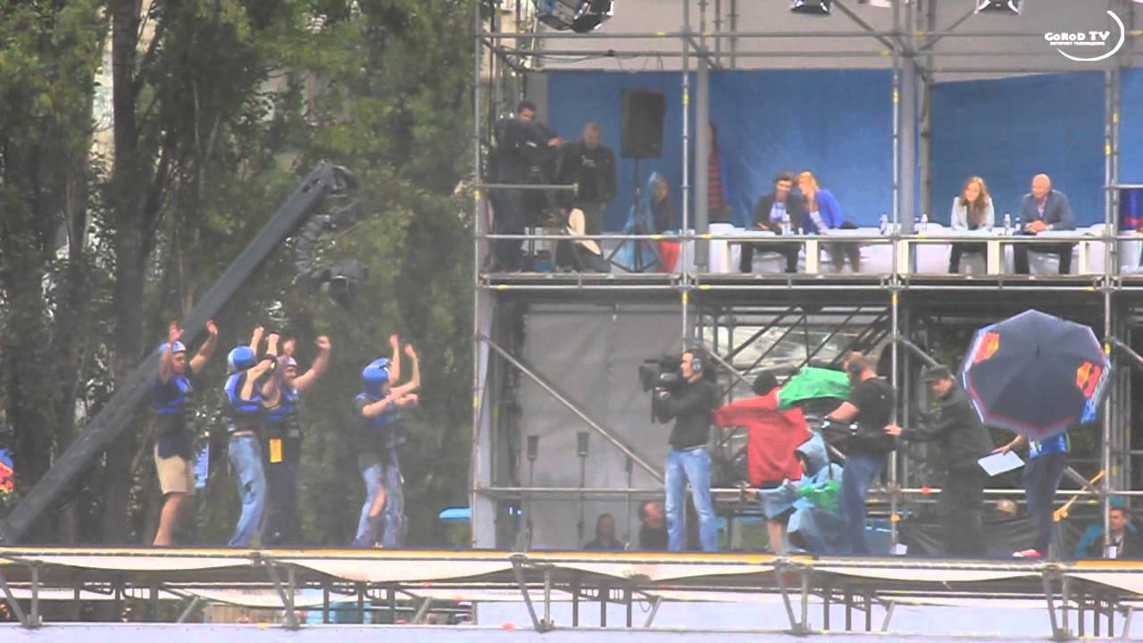 RED BULL FLUGTAG 2013 - команда "ЗОМБИКАЛИПС" - GoRoD TV
