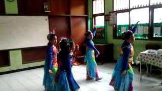 Tari Jaipong, SDN Sindang Mulya 05.mp4