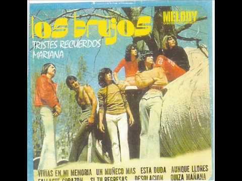 Watch the video for Un Muñeco Más