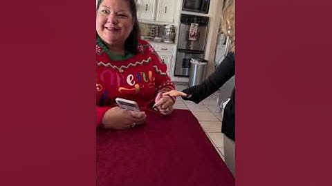 Woman Fails to Notice Daughter