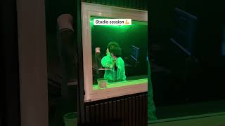 Studio session💪