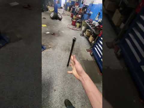 Waiting For Work Like SHORTS Fliptricks Spintricks Uselessskills Honda Tevideos