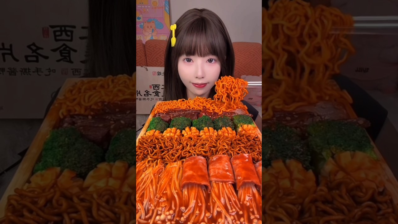 Paldo Bibimmen Ramyeon Hot Blackbean Ramen & Noodle Mukbang
