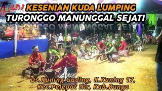 KESENIAN KUDA LUMPING \