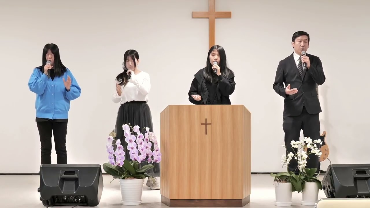 十字架の陰に (feat. Cherish) - Official Lyric Video - YouTube