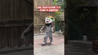 Islands of Adventure - King Julien of Madagascar doing Meet and Greet! #kingjulien #madagascar