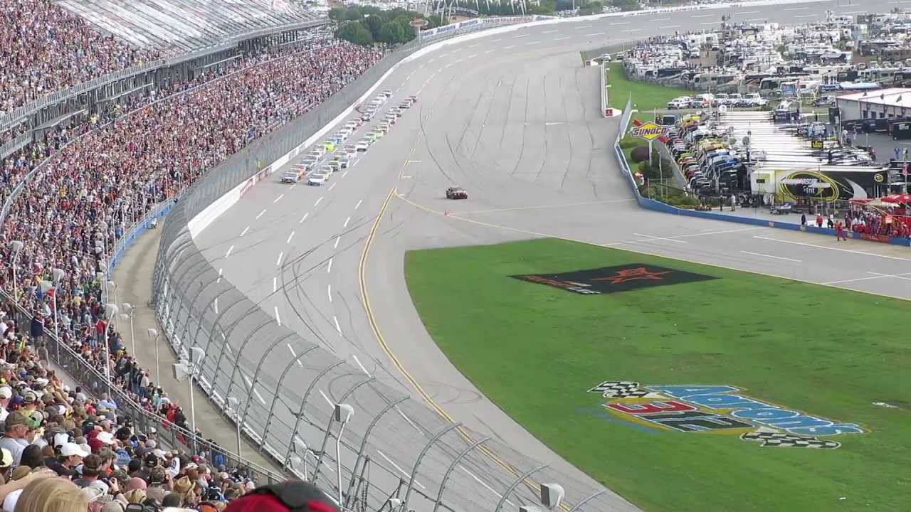 First lap of the Aaron's 499 at Talladega,  May 5, 2013
