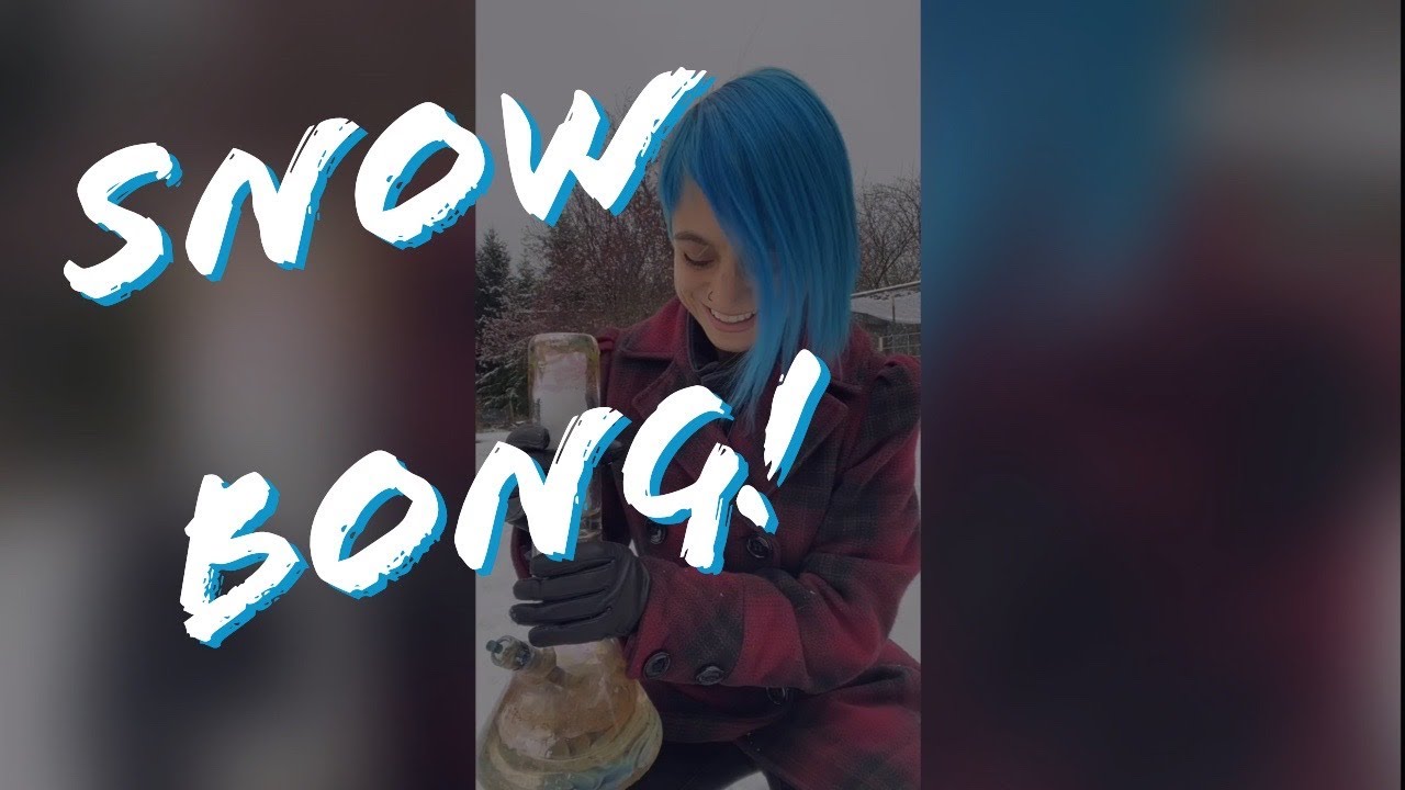 Snow Bong Loading and Smoke Sesh!
