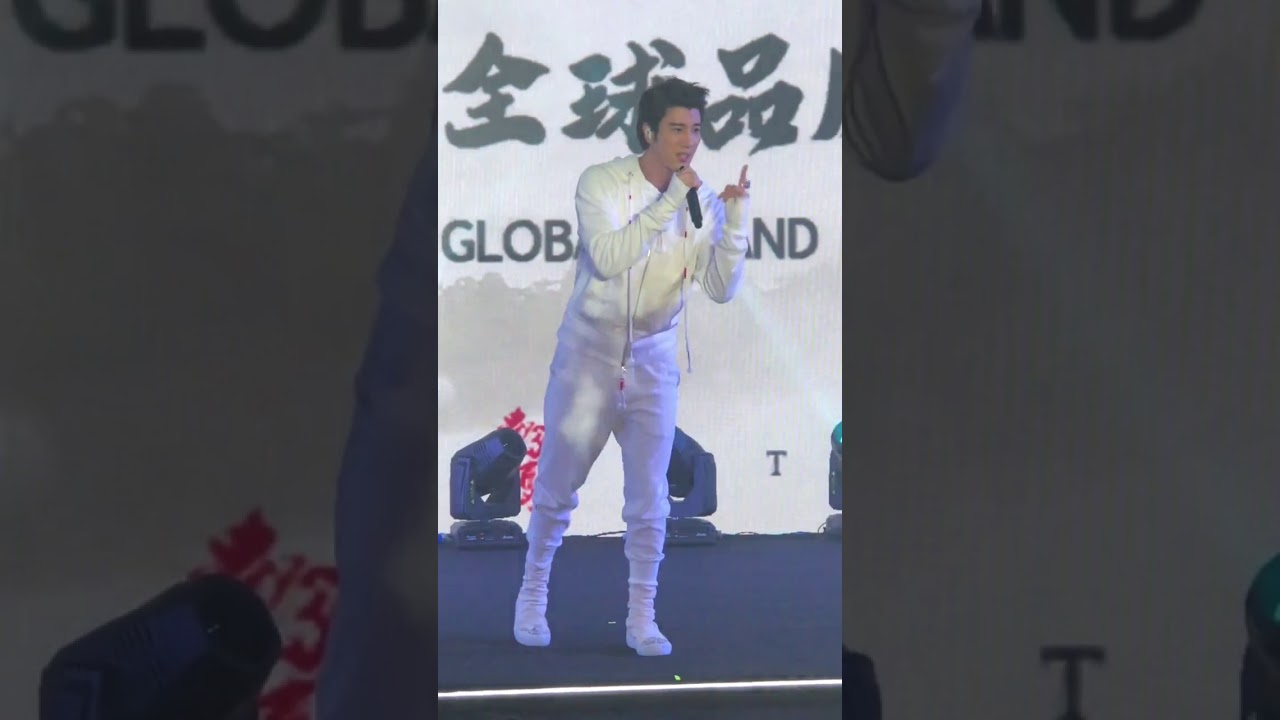 camera iphone 8 plus apk 王力宏《龙的传人》现场版 Wang Lihong's 