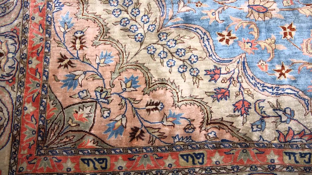 Very Fine Pure Silk Turkish Hereke Rug You
