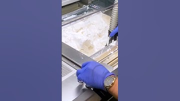 Unpacking a Build on an HP Jet Fusion 3D Processing Station