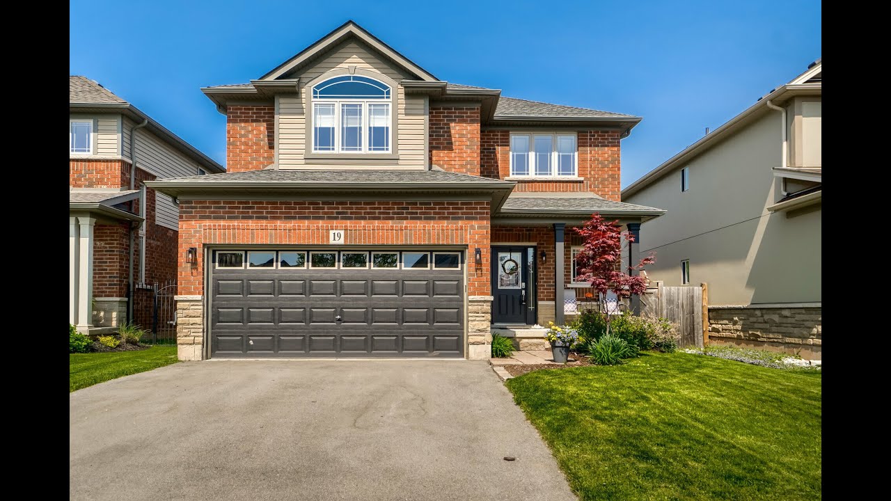 19 Udell Way, Grimsby Home for Sale Real Estate Properties for Sale