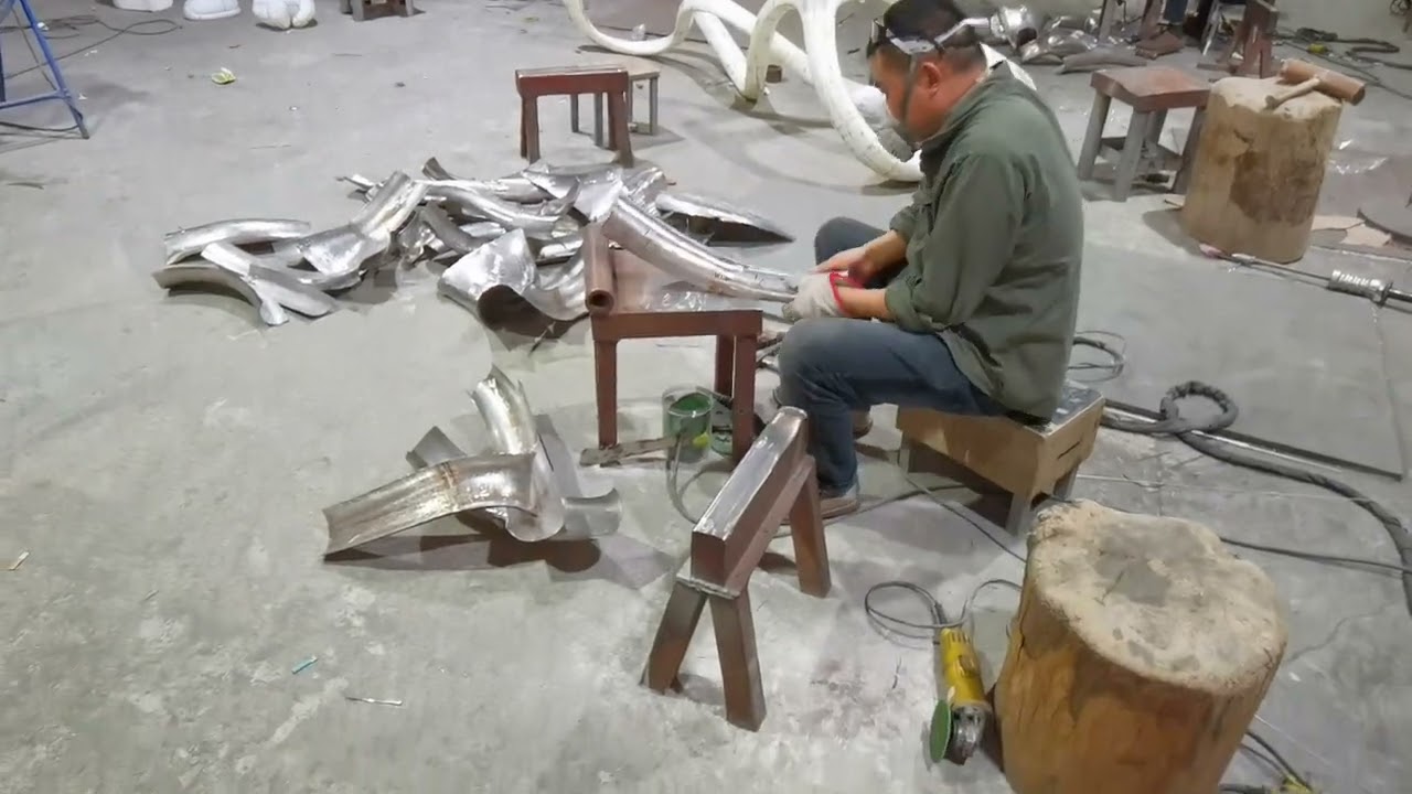 How to find stainless steel abstract sculpture China studio, steel abstract sculpture Workshop video