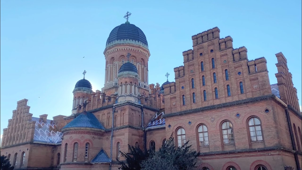 Не уничтожайте войной Университет всемирного наследия и прекрасный город! [Черновцы🇺🇦Украина]