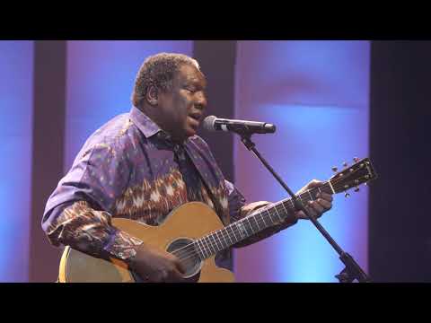 Silang Mabele (Vusi Mahlasela feat. the Durban Gospel Choir )
