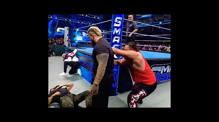 Jacob fatu's loyalty for solo has come to the end 🫡 #wwe #bloodline #shorts #trending #viralvideo