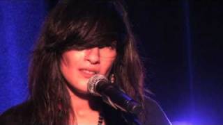 Hindi Zahra - Broken Ones - Live in Frankfurt (12/12) chords