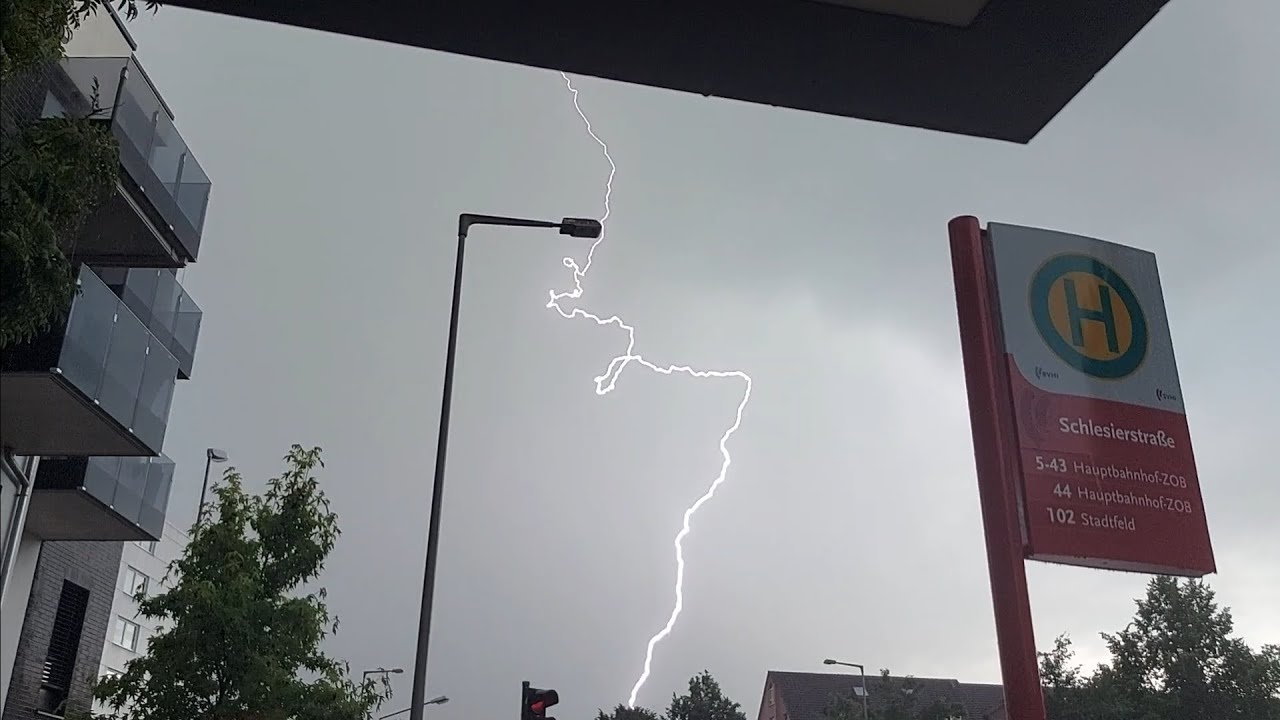 Schweres Gewitter mit heftigem Starkregen/Hagel/Blitzeinschlägen in Ochtersum am 27.6.24