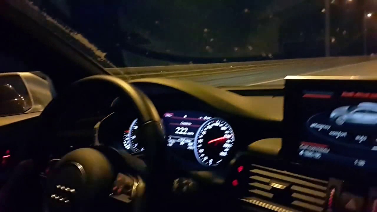 BMW 335 e92 vs Audi A7 drag on the highway outside the city