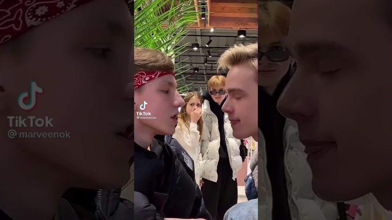 песня расскажи зачем ты строчишь комплимент. песня расскажи зачем ты строчишь комплимент. Ss тиктокерша. песня расскажи зачем ты строчишь комплимент. расскажи зачем строчишь комплименты песня обои.