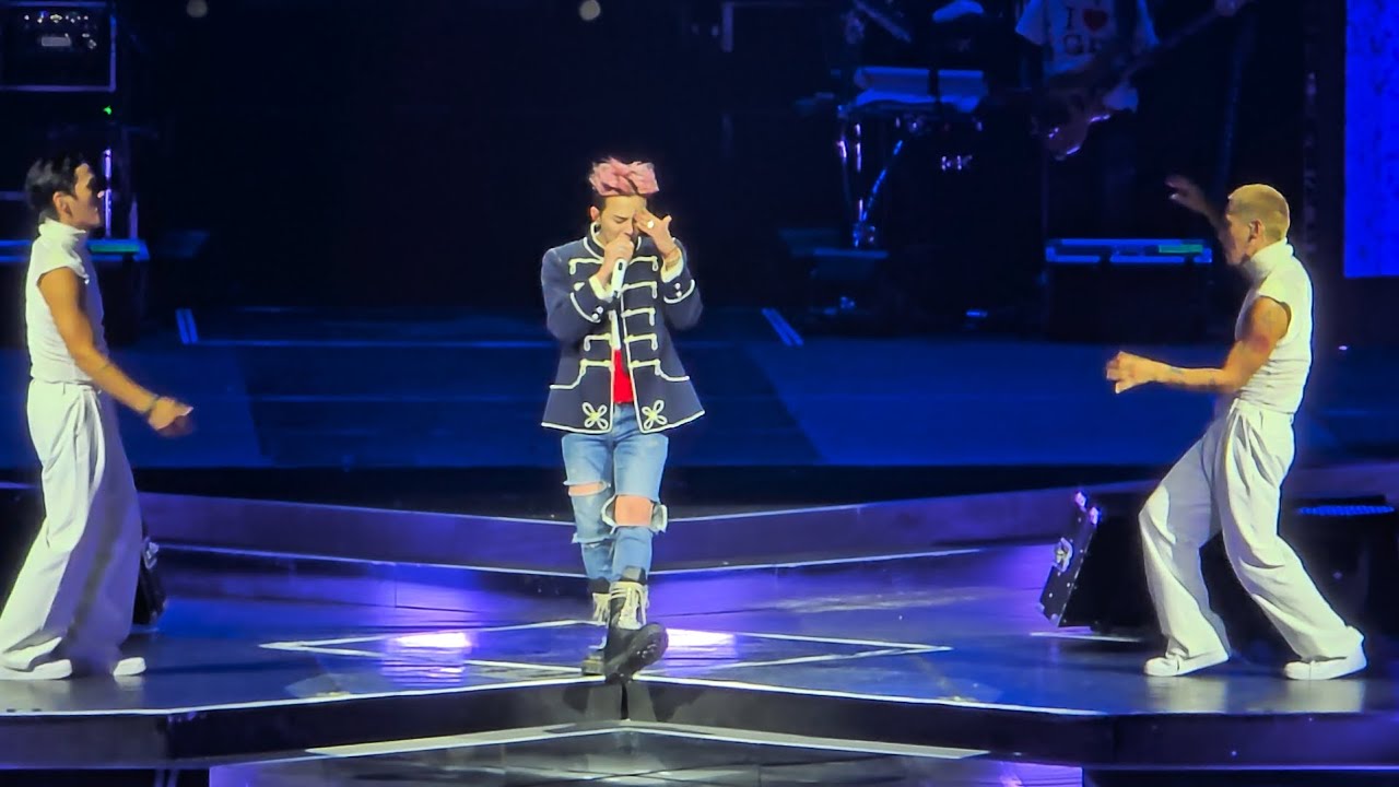 G-dragon (지드래곤) - Who You? (Übermensh in Sydney 030725)